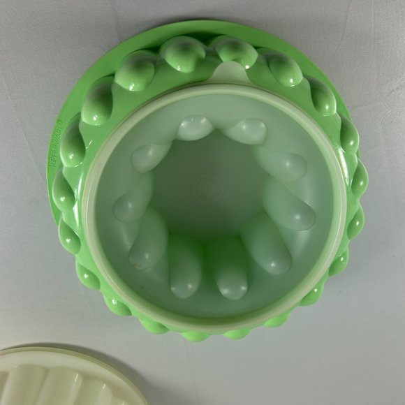 Vintage Tupperware Jello Molds Set of 2 Missing a Lid Green White Dessert Ring - Picture 2 of 10